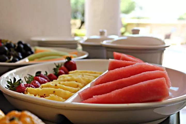 تختخواب و صبحانه The Capital Guest House