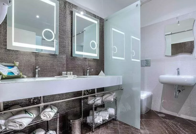 تختخواب و صبحانه Trevi Rome Suite