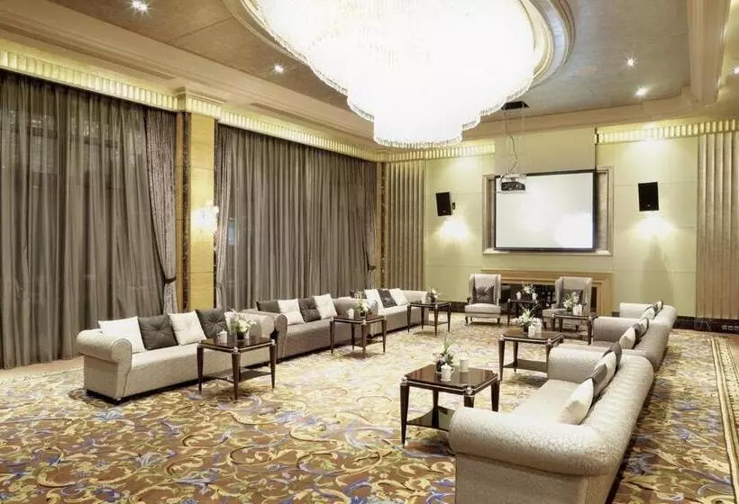 هتل Chateau Star River Shanghai Minhang