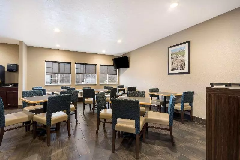 בית מלון כפרי Comfort Inn Yankton Sd