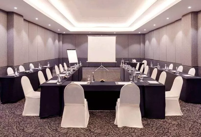 Hotel Grand Mercure Solo Baru