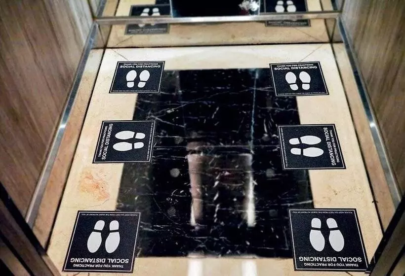 Hotel Grand Mercure Solo Baru