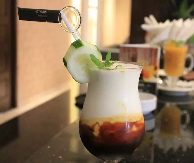 Hotel Grand Mercure Solo Baru