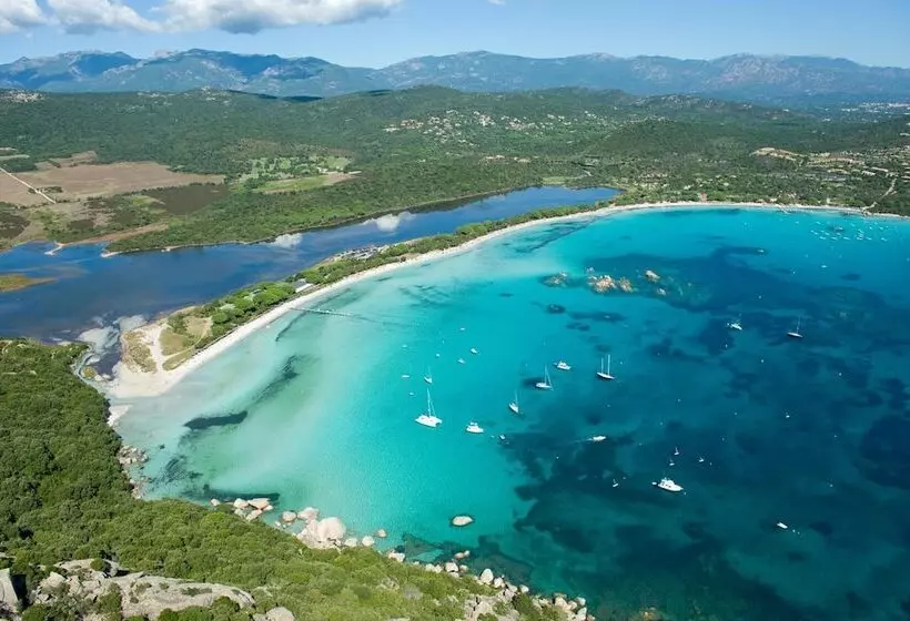 Hotel Hôtel & Lodges Moby Dick