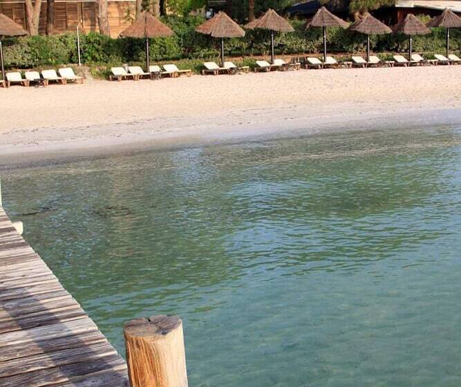 فندق Hôtel & Lodges Moby Dick