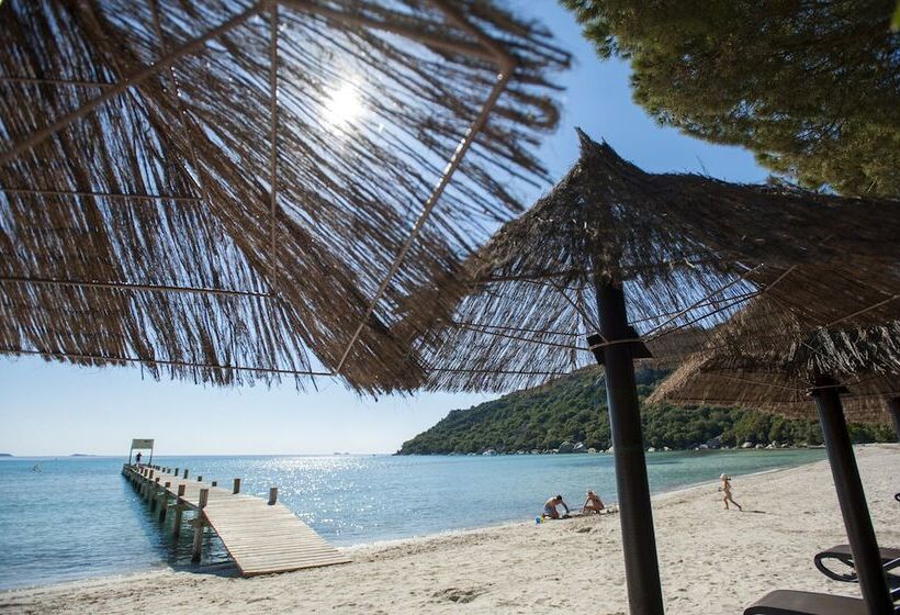 فندق Hôtel & Lodges Moby Dick