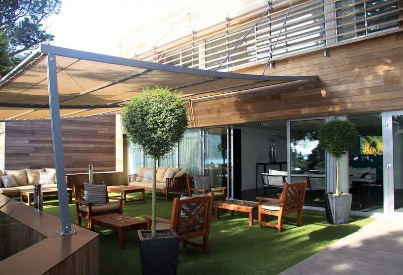 Hotelli Hôtel & Lodges Moby Dick