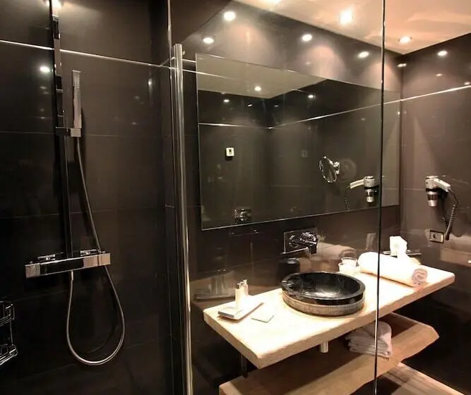 Hotelli Hôtel & Lodges Moby Dick