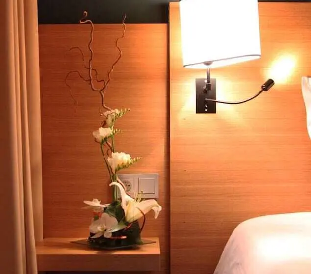 Hotelli Hôtel & Lodges Moby Dick