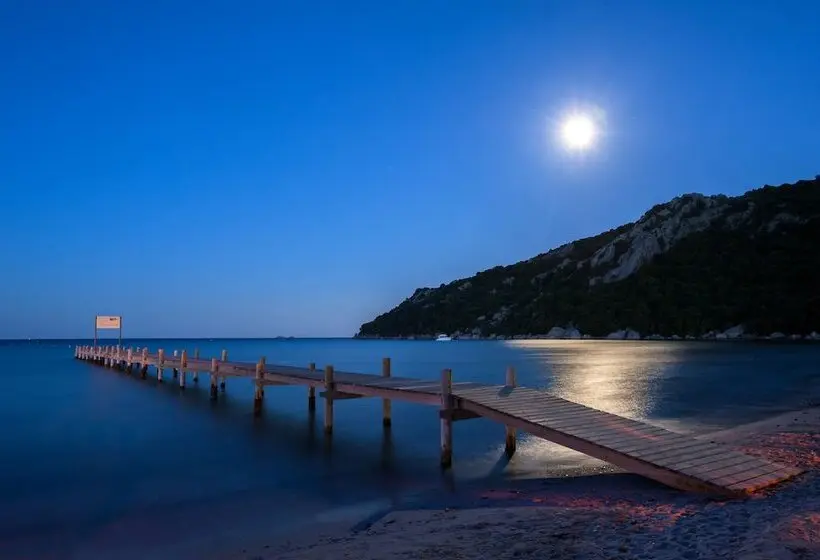 Hotelli Hôtel & Lodges Moby Dick