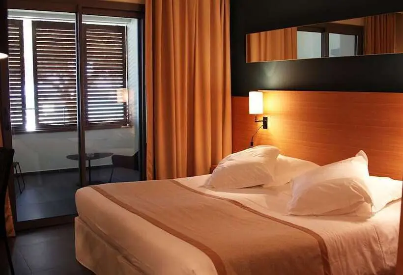 Hotelli Hôtel & Lodges Moby Dick