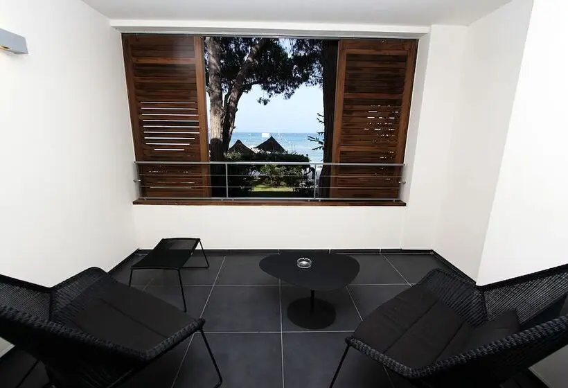 Hotelli Hôtel & Lodges Moby Dick