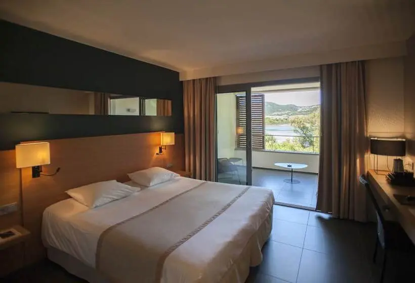 Hotelli Hôtel & Lodges Moby Dick