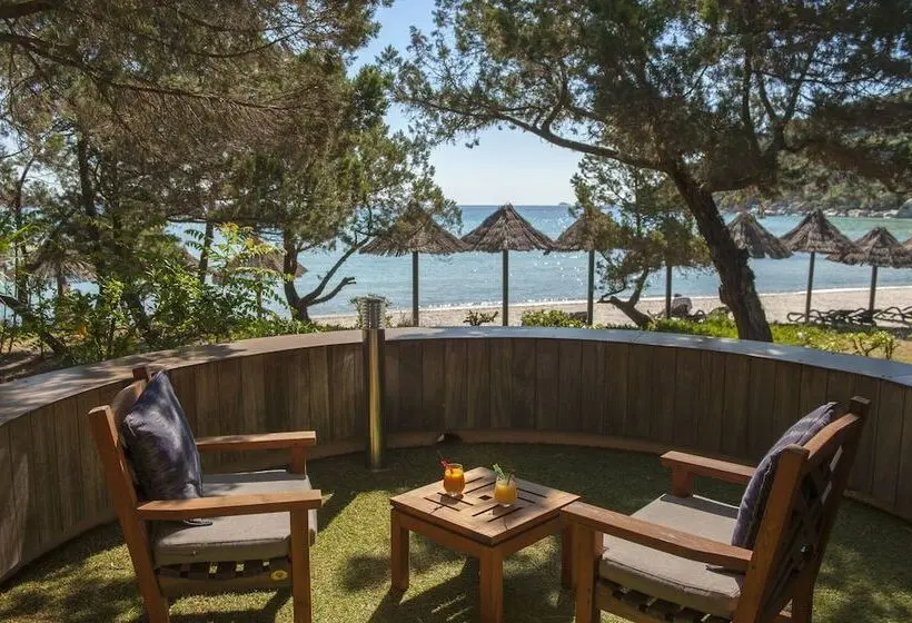 Hotelli Hôtel & Lodges Moby Dick