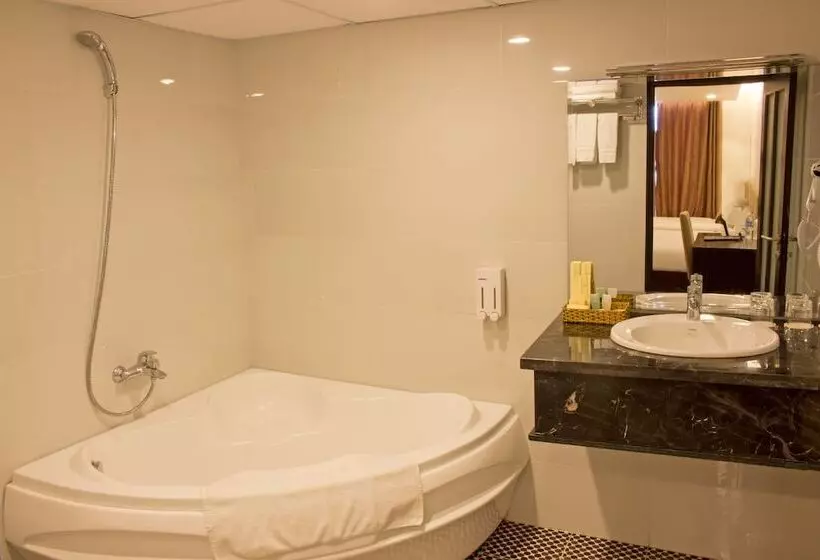 هتل International