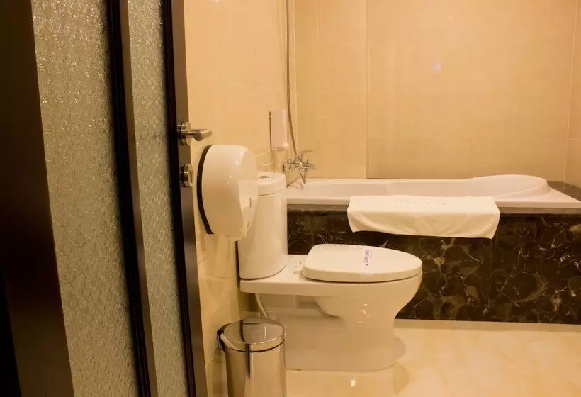 هتل International