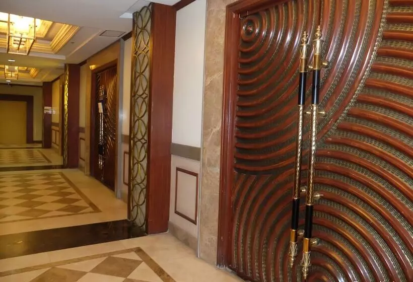 Kay Hotel And Residences