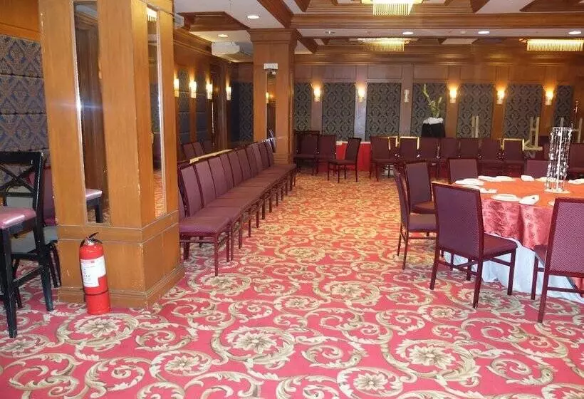 Kay Hotel And Residences