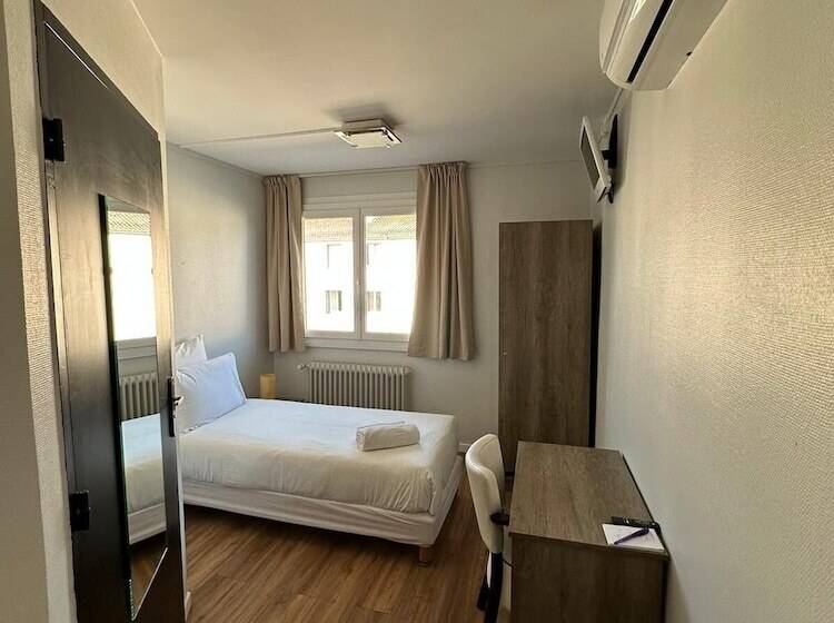 Отель Le Costellan