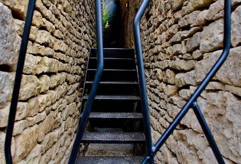 Отель Le Domaine Des Prés Verts Suites & Chambres Avec Jacuzzi Privatif