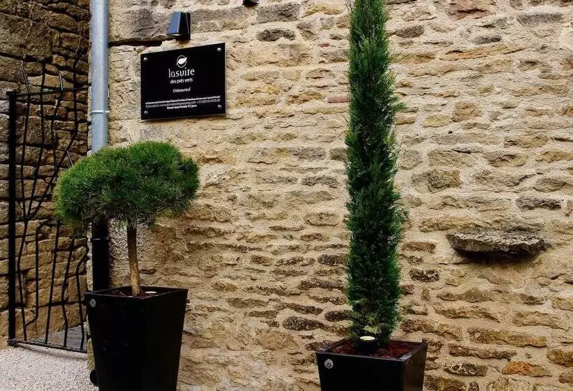 Отель Le Domaine Des Prés Verts Suites & Chambres Avec Jacuzzi Privatif