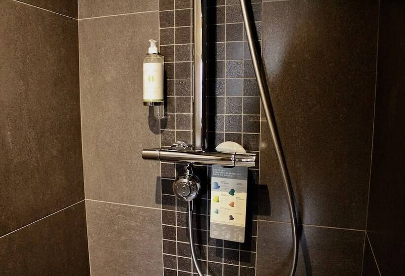 Отель Le Domaine Des Prés Verts Suites & Chambres Avec Jacuzzi Privatif