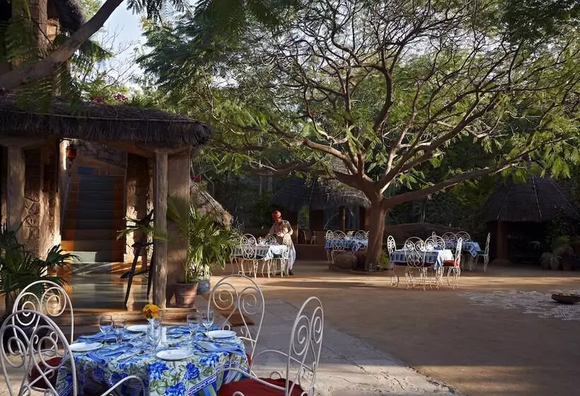 Отель Manvār Shergarh, The Desert Resort