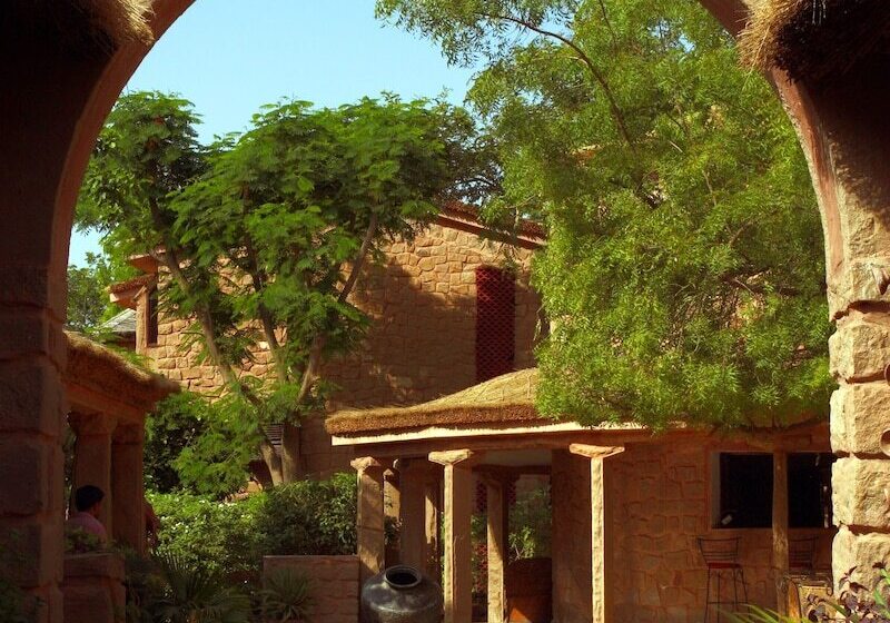 Отель Manvār Shergarh, The Desert Resort