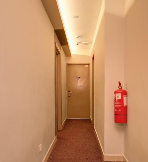 בית מלון כפרי New Town Suites At Bandar Sunway