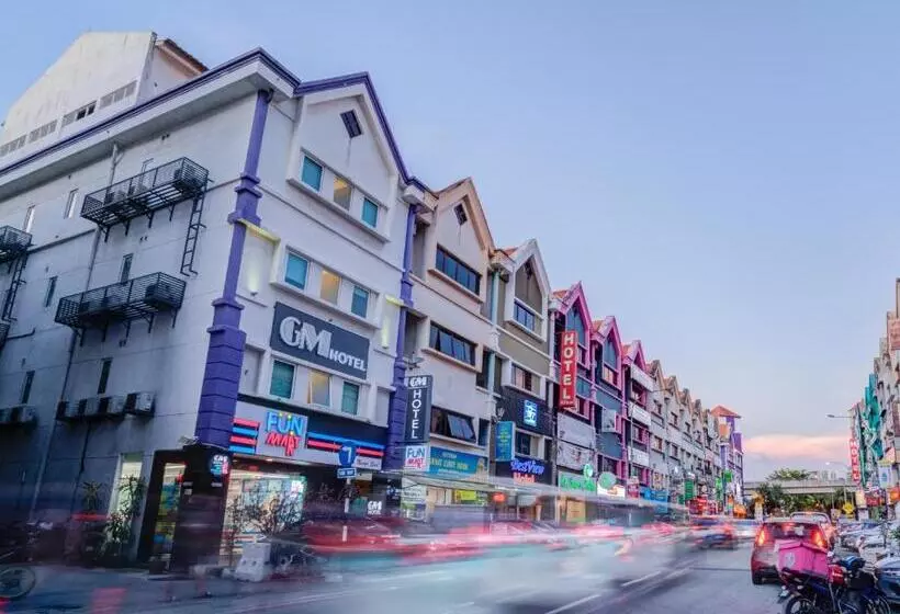 בית מלון כפרי New Town Suites At Bandar Sunway