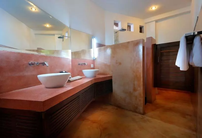 Pearl Boutique Hotel Adult Only