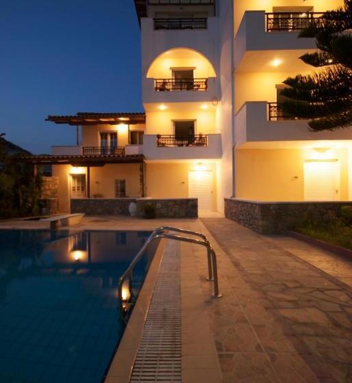 호텔 Sarikampos Beach