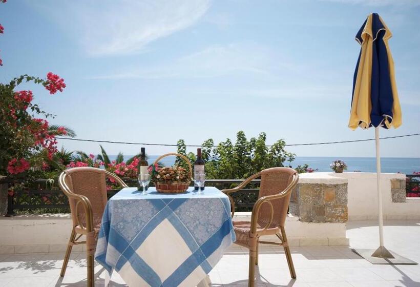 호텔 Sarikampos Beach