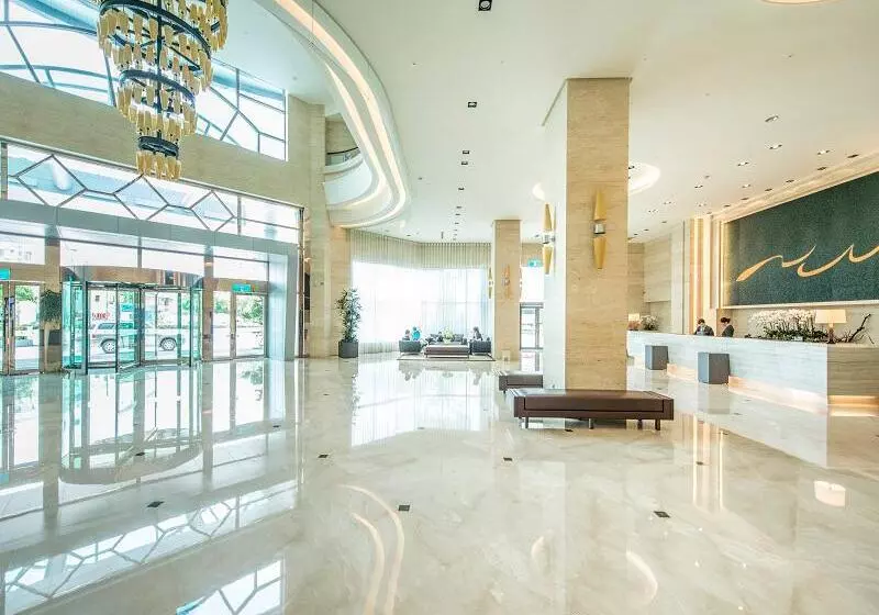 هتل Taichung Harbor