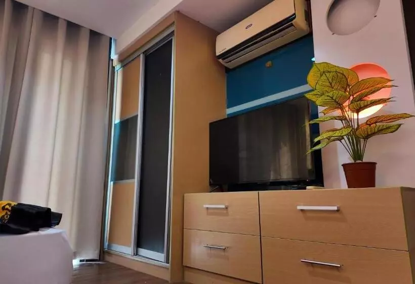 Kay Hotel And Residences