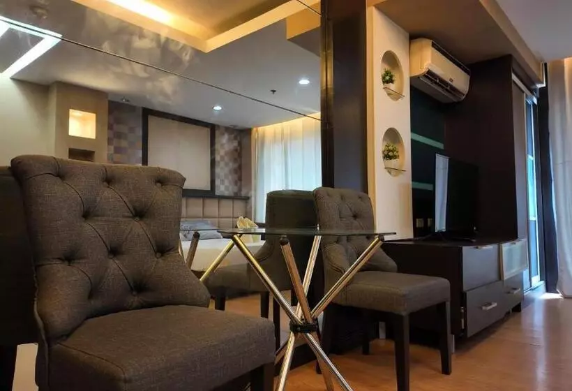 Kay Hotel And Residences