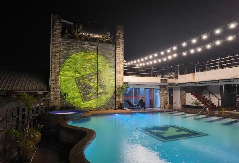 Kay Hotel And Residences