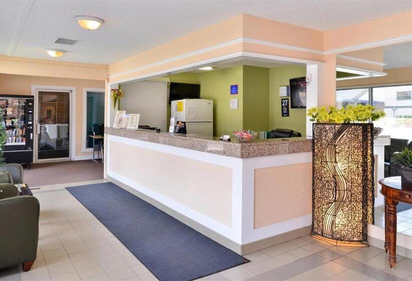 모텔 Canadas Best Value Inn Whitecourt