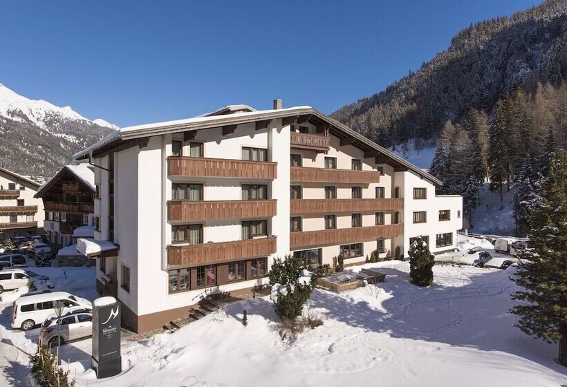 Quality Hosts Arlberg Hotel Garni Mössmer