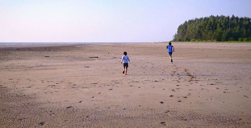 Hospedaria Natures Nest Resort