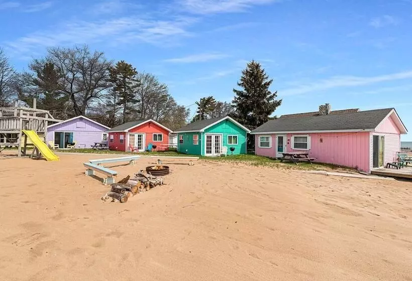 Aloha Beach Club Resort