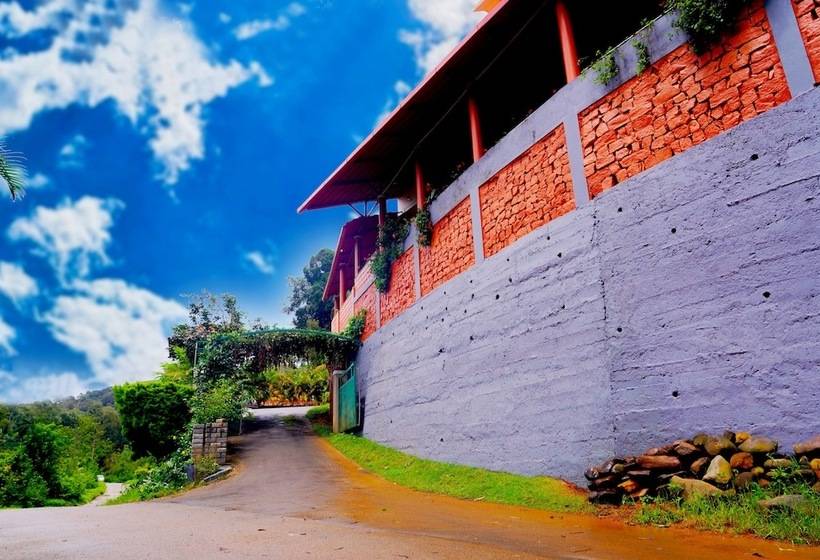 住宿加早餐  Deva Maani Coorg Nature Holiday