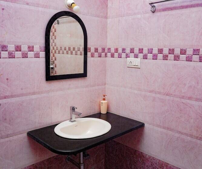 住宿加早餐  Deva Maani Coorg Nature Holiday