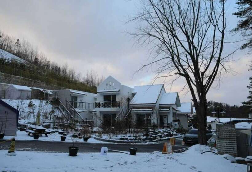 Damyang Saint Paul De Vence Pension