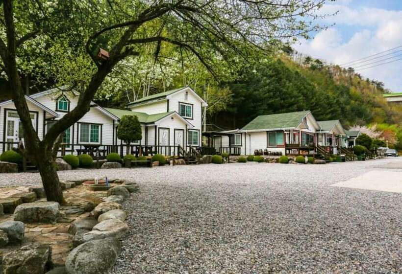 Geumdanggyegok Blue Mountain Pension