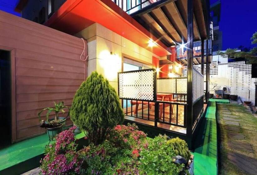 Gyeongju Beverly Hills Pension