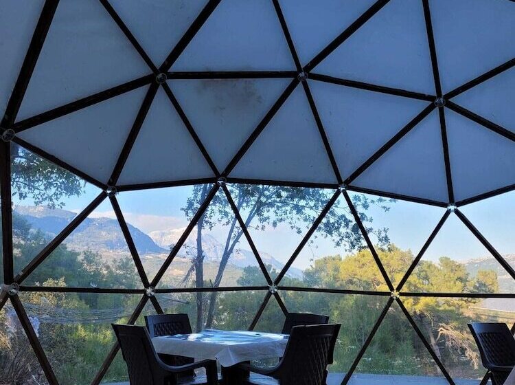 هتل Evergreen Glamping