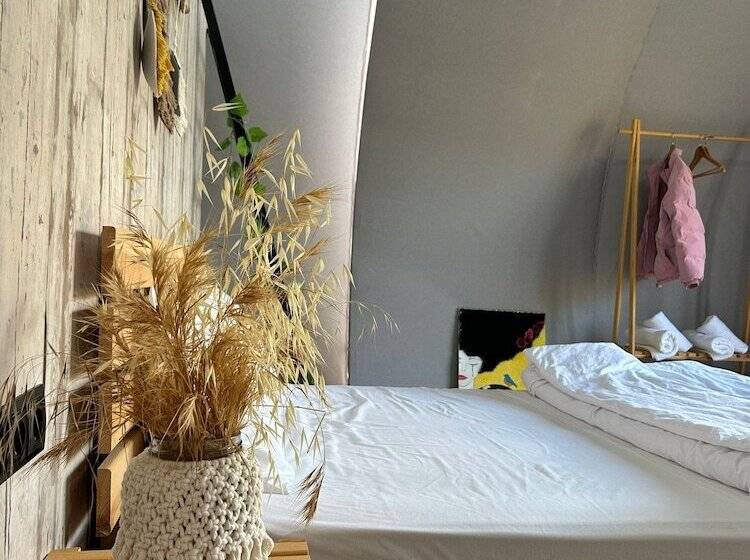 هتل Evergreen Glamping