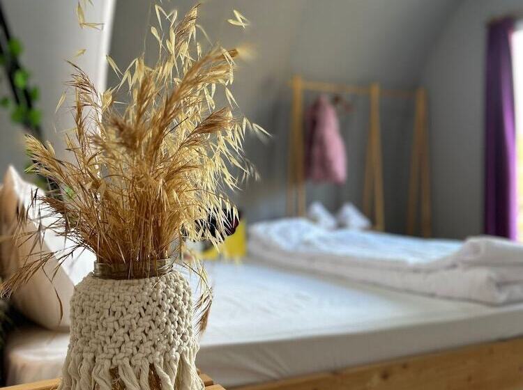 هتل Evergreen Glamping