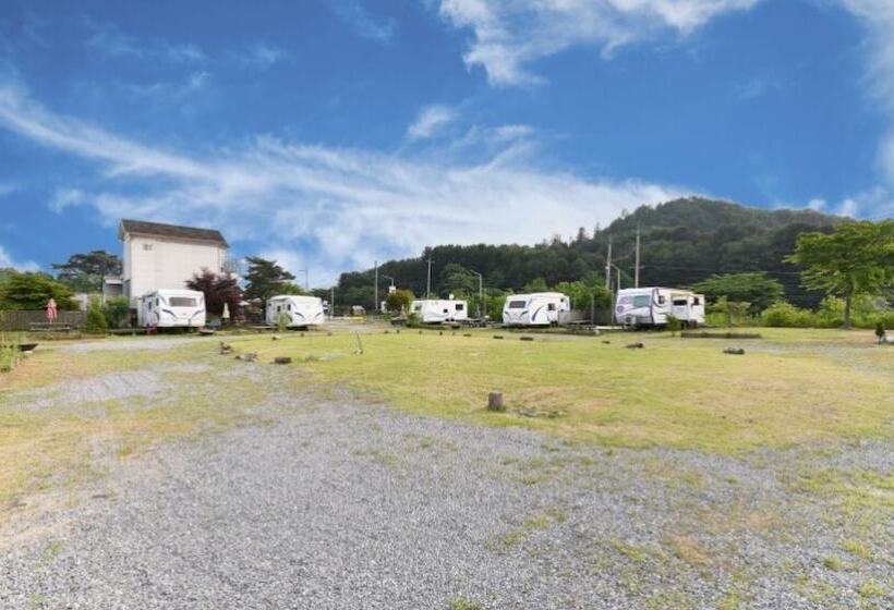 Hotel Gapyeong Holiday Caravan Park Pension